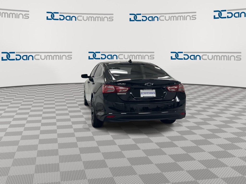 Used 2022 Chevrolet Malibu LT FWD image 7
