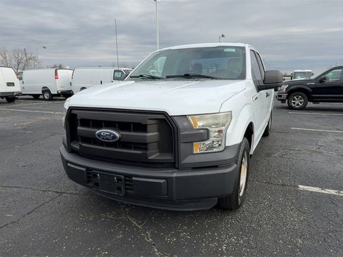 Used 2015 Ford F150 XL w/ Equipment Group 101A Mid image 3