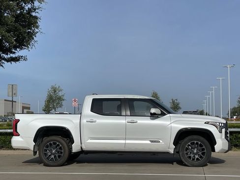 Used 2025 Toyota Tundra Platinum AWD/4WD image 3