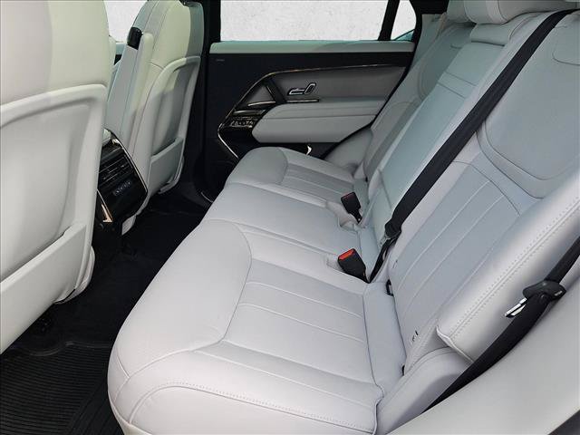 Used 2024 Land Rover Range Rover Sport SE AWD/4WD image 21