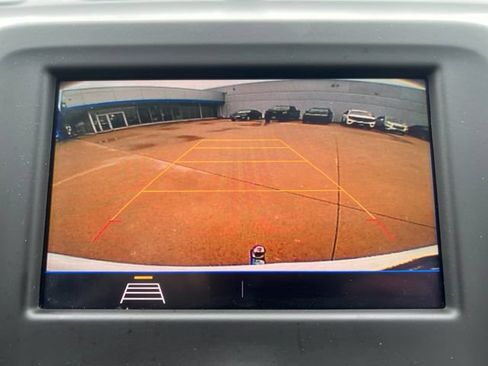 Used 2020 Chevrolet Equinox LT FWD image 24