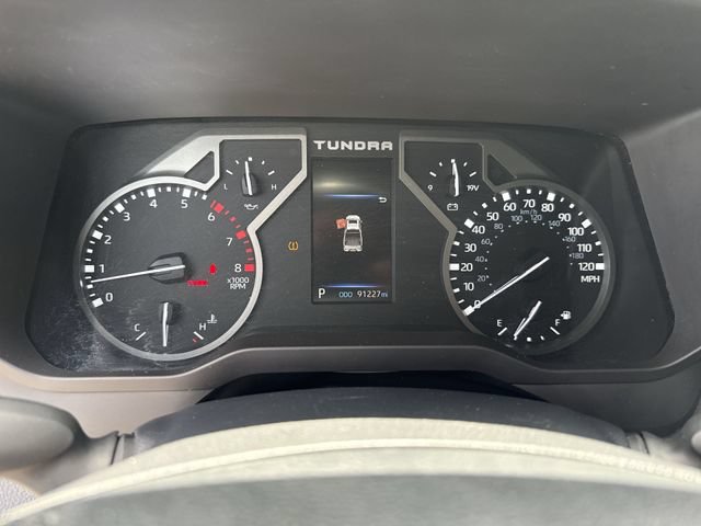 Used 2023 Toyota Tundra Limited w/ Power Package AWD/4WD image 15