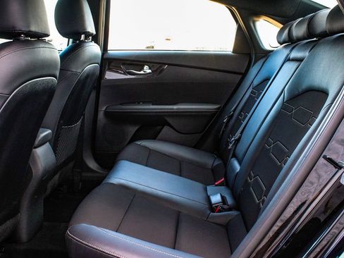 Used 2023 Kia Forte GT-Line w/ GT-Line Technology Package image 34