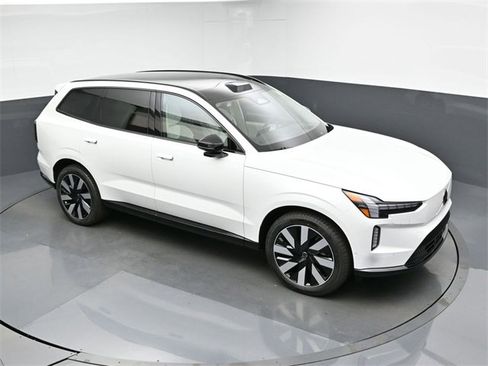 New 2025 Volvo EX90 Plus w/ Protection Package Premier image 41