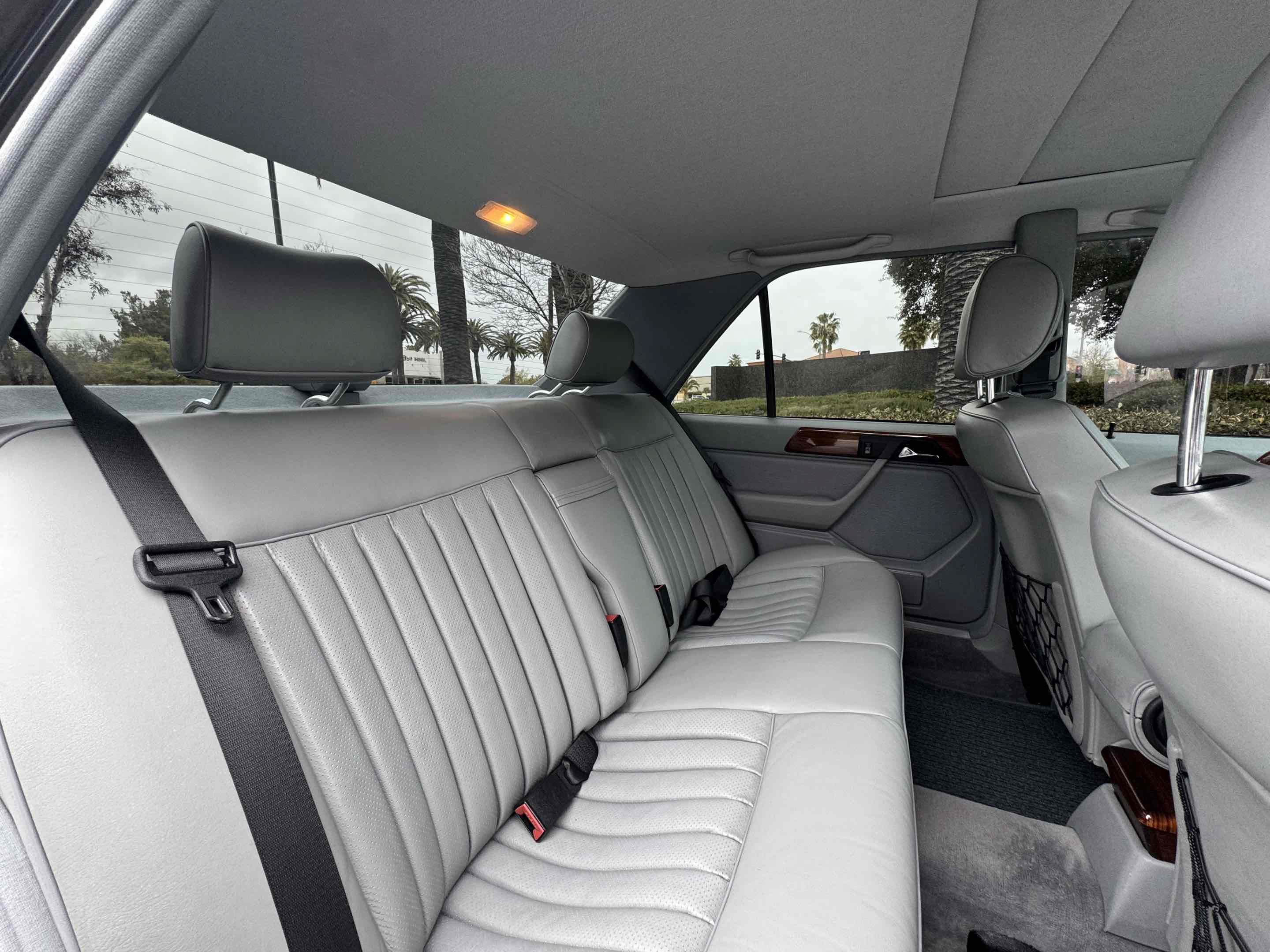Used 1987 Mercedes-Benz 300 D Turbo image 58