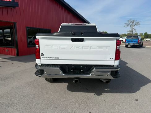 Used 2021 Chevrolet Silverado 2500 LT w/ Z71 Off-Road Package image 5