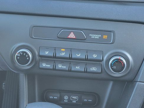 Certified 2019 Kia Sportage LX image 24