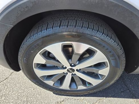 Used 2022 Kia Telluride S AWD/4WD image 20