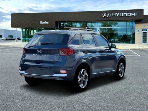 New 2026 Hyundai Venue SEL FWD image 7