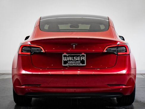 Used 2021 Tesla Model 3 Standard Range Plus image 10