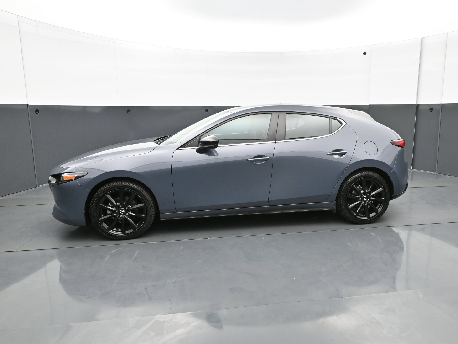 Used 2023 MAZDA MAZDA3 s AWD/4WD image 3