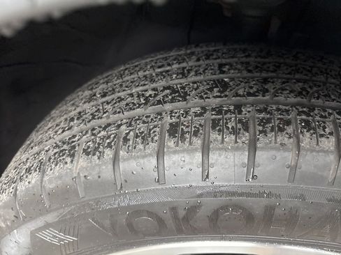 Used 2023 Subaru Outback Touring XT image 2