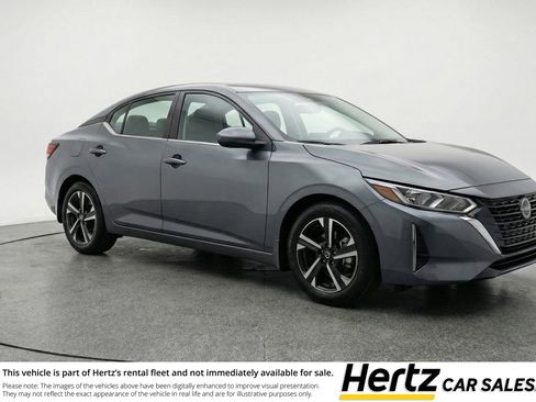 Used 2025 Nissan Sentra SV image 1