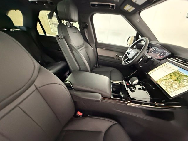 New 2026 Land Rover Range Rover Sport SE AWD/4WD image 40