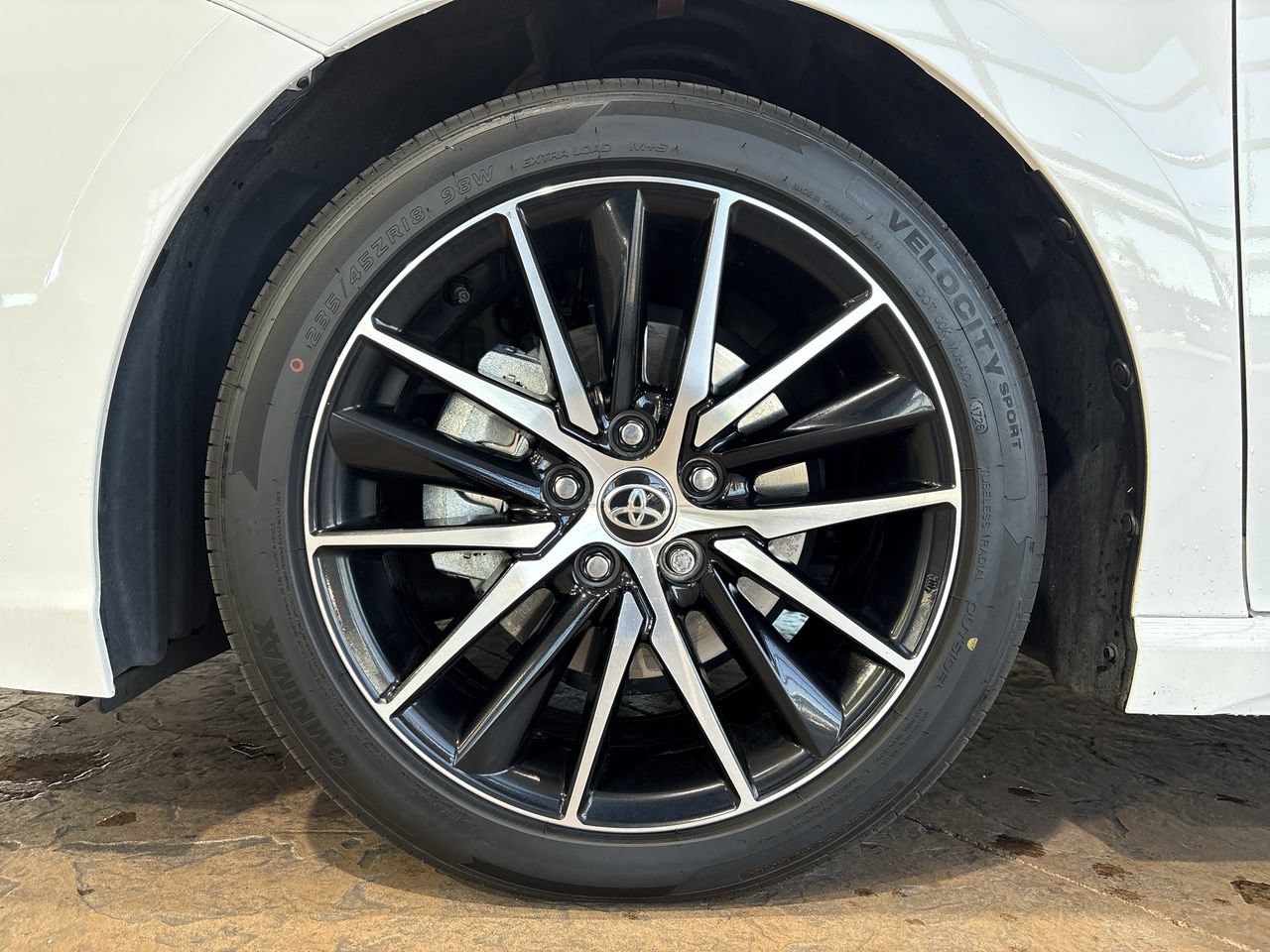 Certified 2024 Toyota Camry SE w/ Cold Weather Package FWD image 10