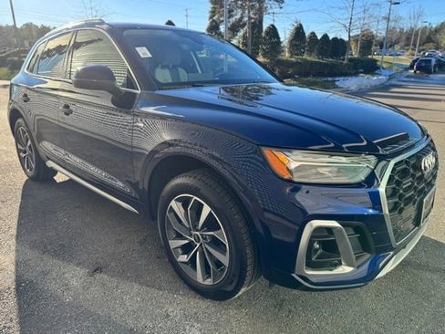 Certified 2025 Audi Q5 2.0T Premium Plus image 6