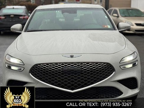 Used 2025 Genesis G70 2.5T AWD/4WD image 2