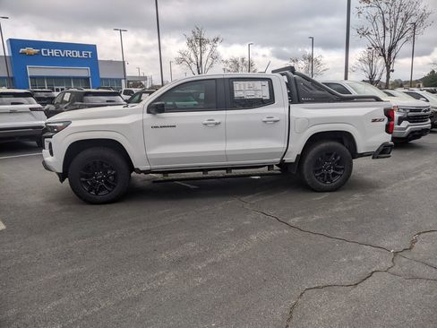 New 2025 Chevrolet Colorado Z71 w/ Midnight Edition image 5