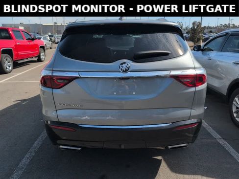 Used 2024 Buick Enclave Premium image 4