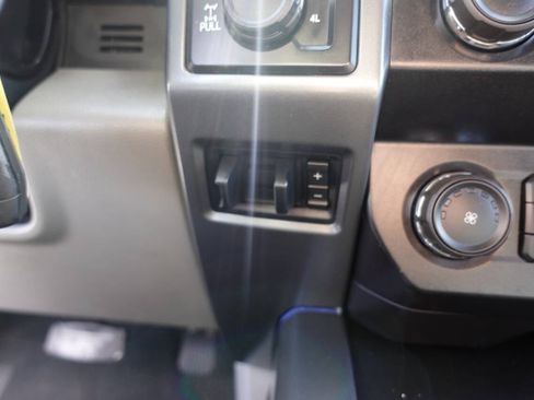 Used 2022 Ford F250 XLT image 44