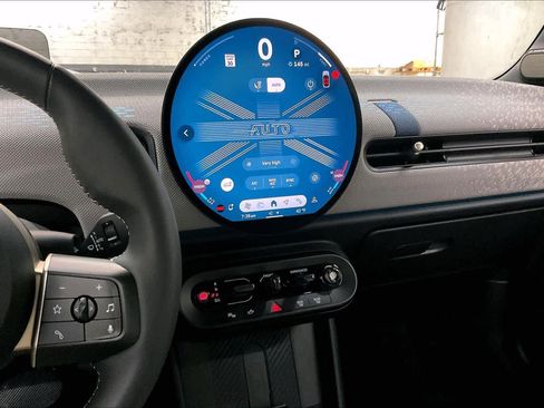 Certified 2025 MINI Cooper S image 9