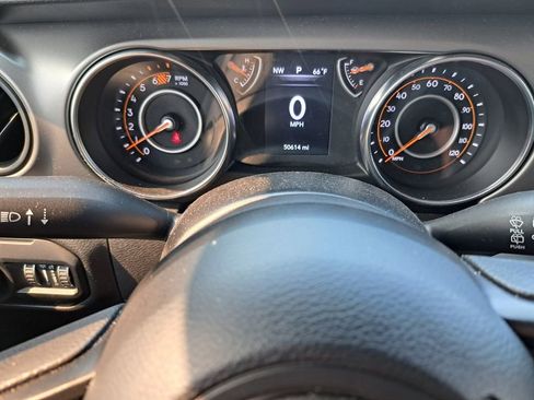 Used 2022 Jeep Wrangler Unlimited Sport image 12