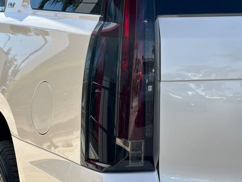 Used 2015 GMC Yukon SLT w/ Open Road Package image 35