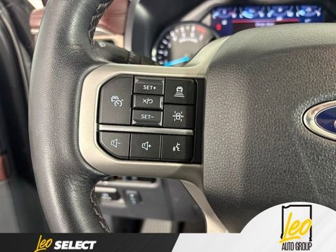 Used 2024 Ford Expedition Limited AWD/4WD image 14