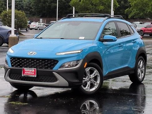 Used 2023 Hyundai Kona SEL w/ Convenience Package AWD/4WD image 2