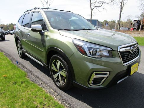 Used 2019 Subaru Forester Touring AWD/4WD image 4