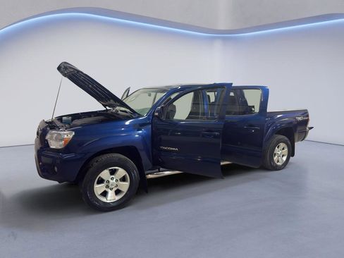 Used 2014 Toyota Tacoma 4x4 Double Cab image 9