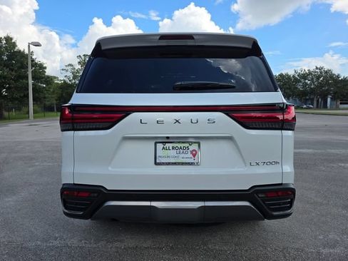New 2026 Lexus LX 700h Luxury AWD/4WD image 4