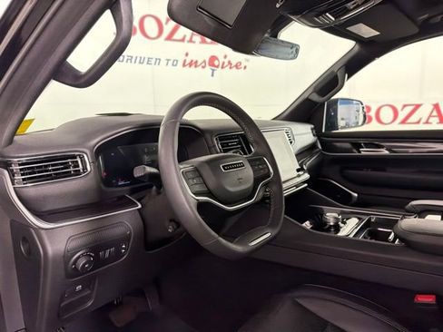 Used 2024 Jeep Wagoneer 2WD w/ Premium Group I image 12