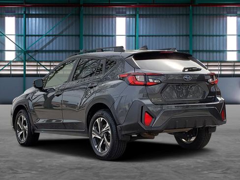 Used 2024 Subaru Crosstrek 2.0i Premium AWD/4WD image 3