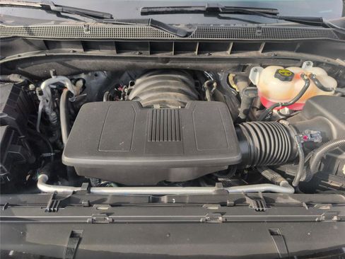 Used 2025 Chevrolet Tahoe LT AWD/4WD image 10