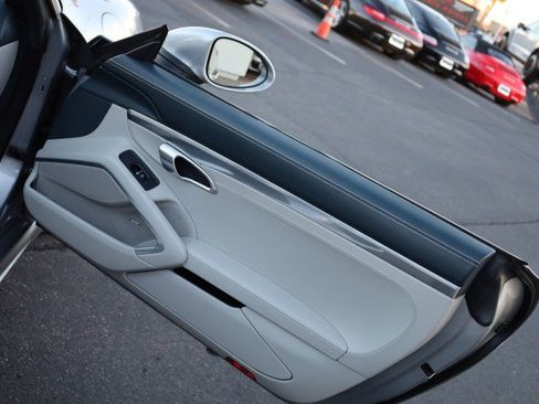 Used 2017 Porsche 718 Boxster S image 41