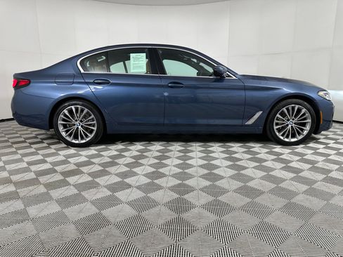 Used 2023 BMW 530i xDrive w/ Premium Package image 7