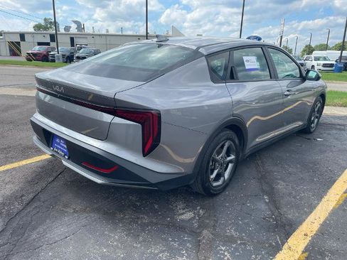 Used 2025 Kia K4 FWD image 5