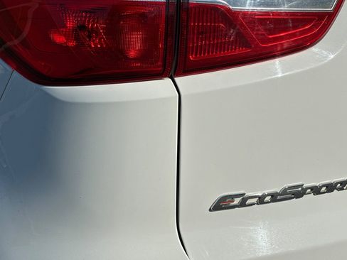 Used 2019 Ford EcoSport SE w/ SE Convenience Package image 32