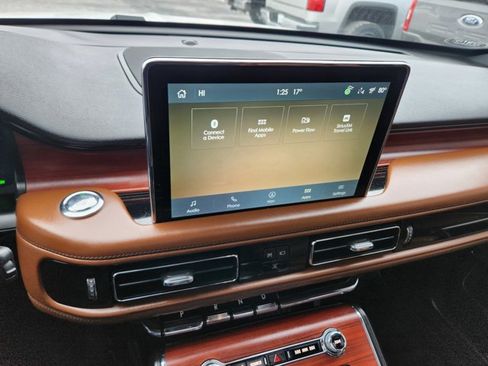 Used 2021 Lincoln Aviator Grand Touring w/ Elements Package Plus image 8