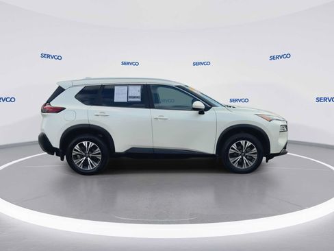 Used 2023 Nissan Rogue SV w/ SV Premium B Package FWD image 9