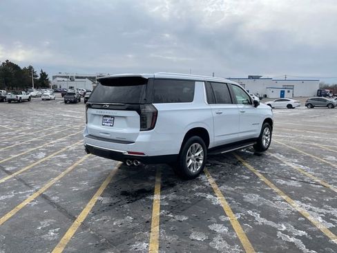 New 2026 Chevrolet Suburban Premier w/ Sun And Tow Package image 5