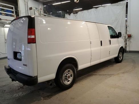 Used 2022 GMC Savana 3500 Extended w/ Driver Convenience Package image 6