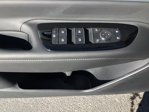 New 2025 Nissan Murano SL image 10