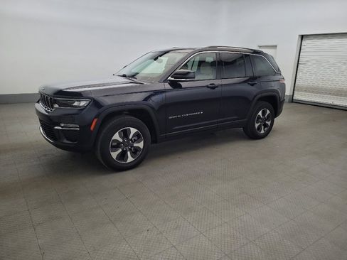 Used 2022 Jeep Grand Cherokee Limited 4xe AWD/4WD image 2