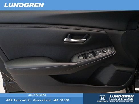 Used 2024 Nissan Sentra SV FWD image 14