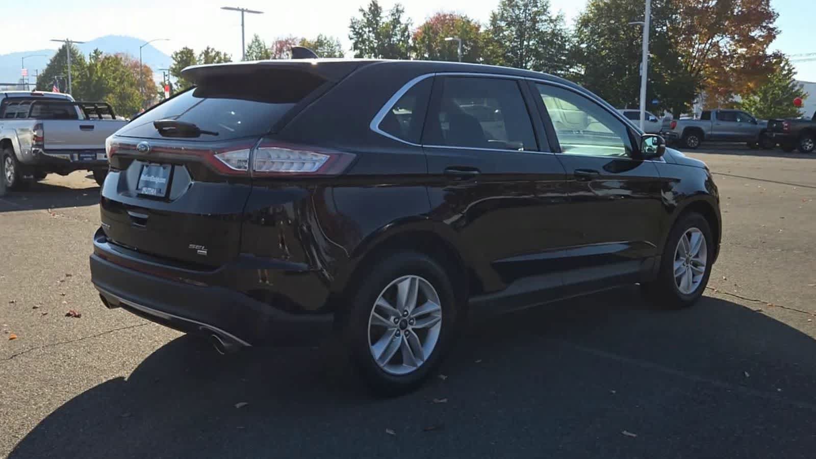 Used 2018 Ford Edge SEL AWD/4WD image 8