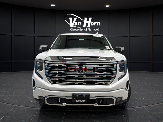 Used 2024 GMC Sierra 1500 Denali w/ Denali Reserve Package AWD/4WD image 2