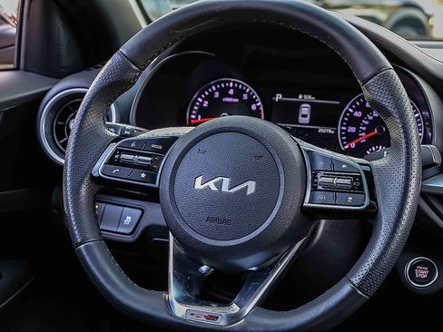 Certified 2023 Kia Forte GT-Line w/ GT-Line Premium Package image 9