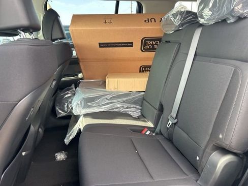 New 2026 Hyundai Santa Fe SE image 23